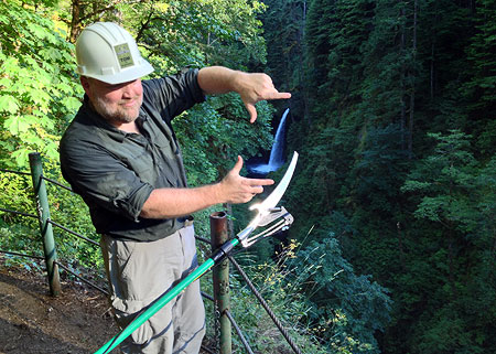 The author: "I can see clearly now (the brush is gone)!"