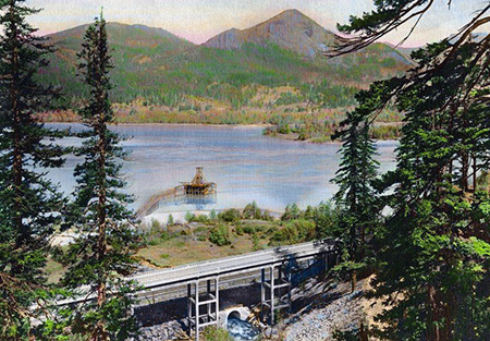 The new McCord Creek Bridge in the 1920s as it appeared from the cliffs above Elowah Falls