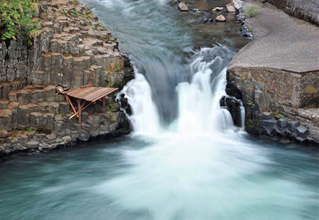 Fishing platform at Punchbowl Falls (courtesy Heather Staten)