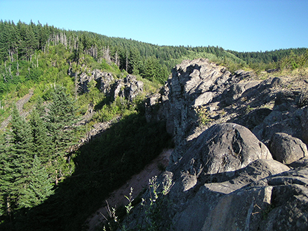 31AngelsRestSummitFormation2004